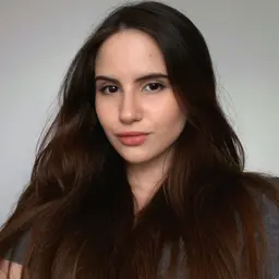 Aline Angela